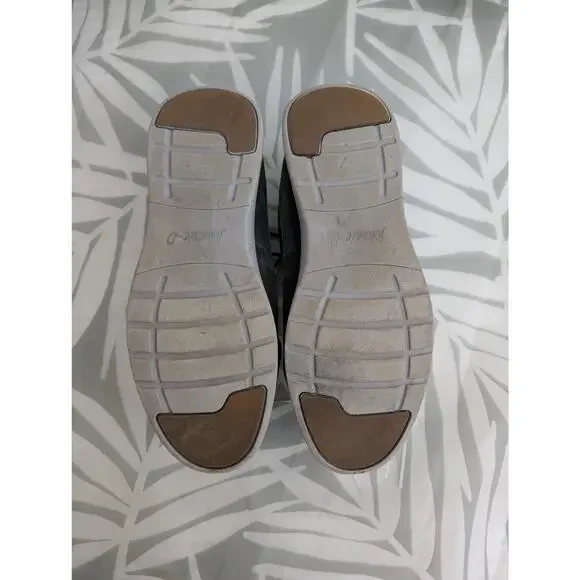 johnnie-o suede chill chukka boots - Picture 8 of 13